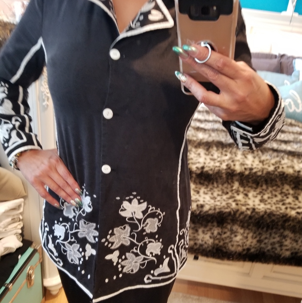 Donna Codv Blazer - Picture 3 of 12